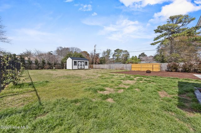 1702 Lincoln Road, Wilmington, NC 28403