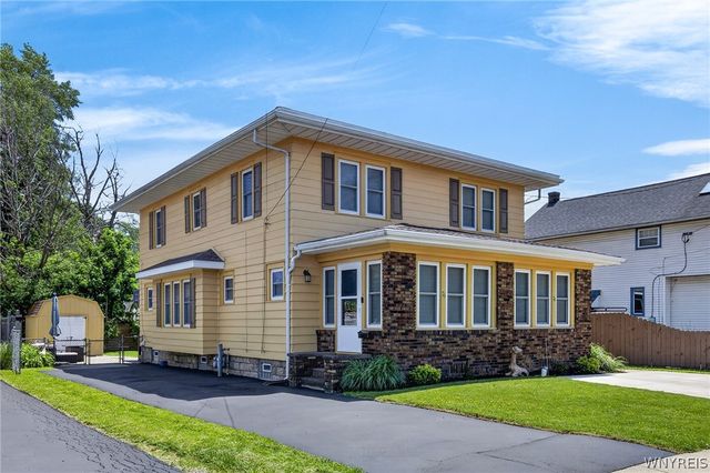78 Salisbury Avenue, Hamburg, NY 14219