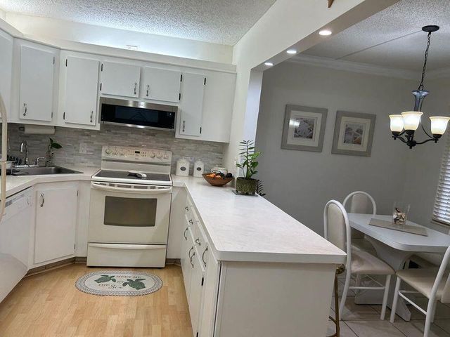 825 Sky Pine Way C1, Greenacres, FL 33415