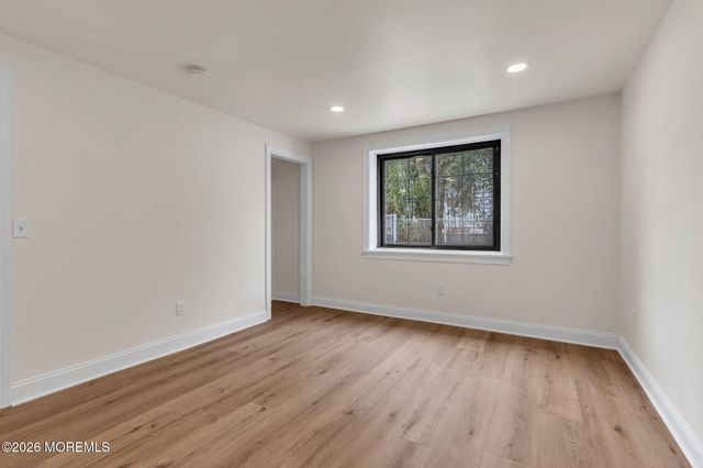 37 Swartzel Drive, Middletown, NJ 07748