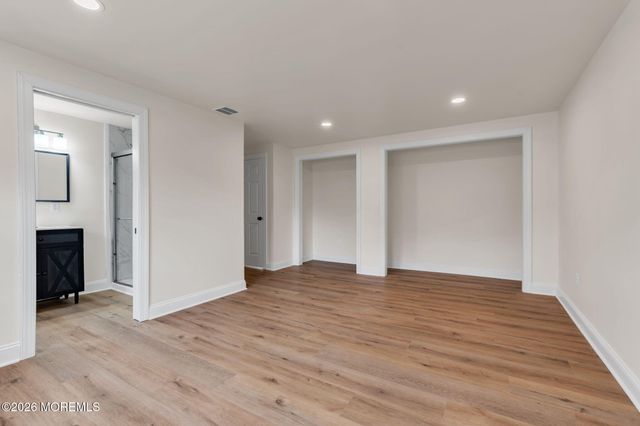 37 Swartzel Drive, Middletown, NJ 07748