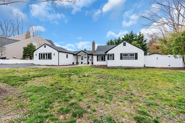 37 Swartzel Drive, Middletown, NJ 07748