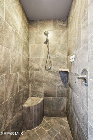 847 HOLLY PARK Avenue, Santa Teresa, NM 88008
