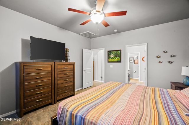 847 HOLLY PARK Avenue, Santa Teresa, NM 88008