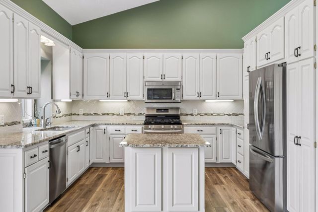 11877 Cottonwood Street NW, Coon Rapids, MN 55448