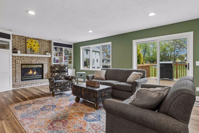 11877 Cottonwood Street NW, Coon Rapids, MN 55448