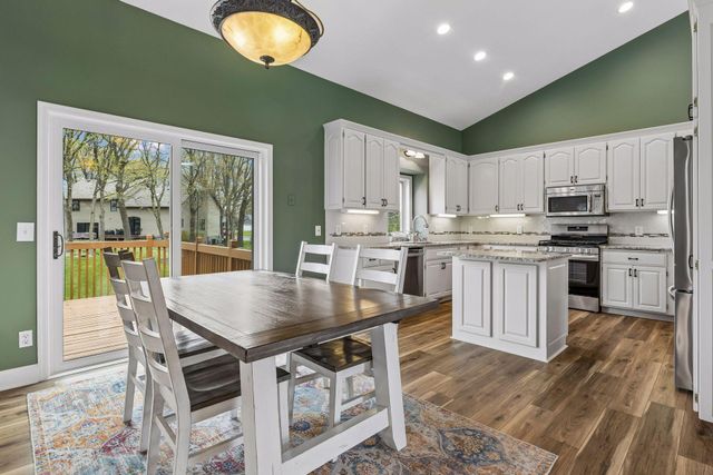11877 Cottonwood Street NW, Coon Rapids, MN 55448