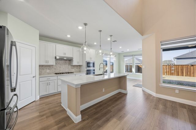 210 Indigo Drive, Melissa, TX 75454