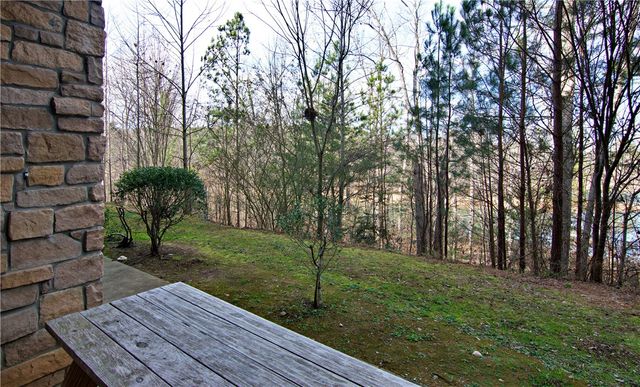 302 Harts Cove Way, Seneca, SC 29678