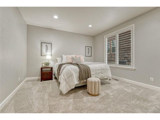 283 Maplehurst Dr, Highlands Ranch, CO 80126