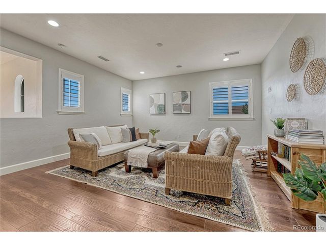 283 Maplehurst Dr, Highlands Ranch, CO 80126