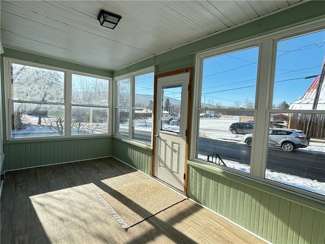 33 Rose Avenue, Oneonta, NY 13820