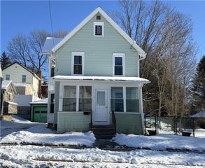 33 Rose Avenue, Oneonta, NY 13820