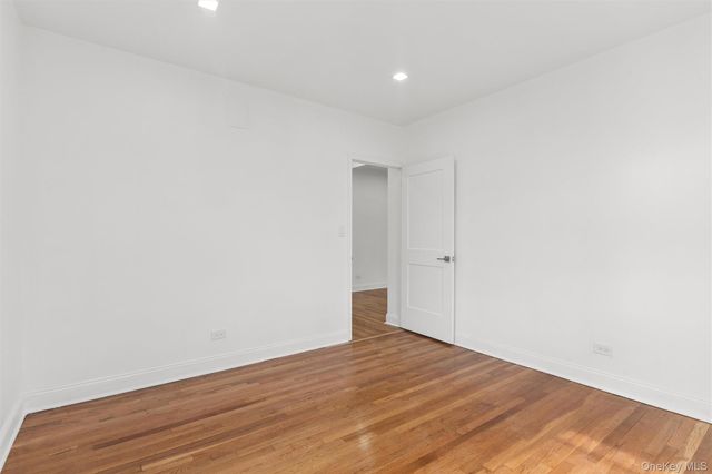 68-61 Yellowstone Boulevard 705, Forest Hills, NY 11375