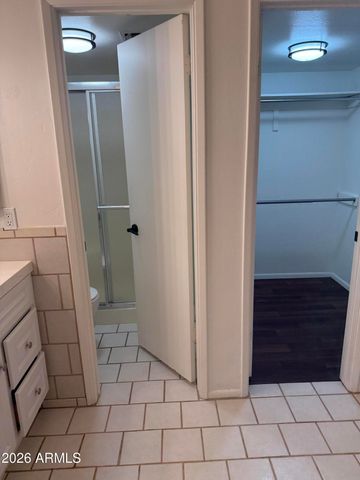 10828 N BILTMORE Drive 227, Phoenix, AZ 85029