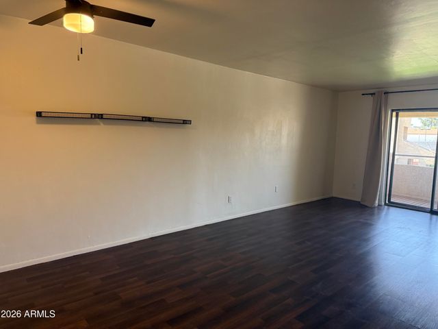 10828 N BILTMORE Drive 227, Phoenix, AZ 85029