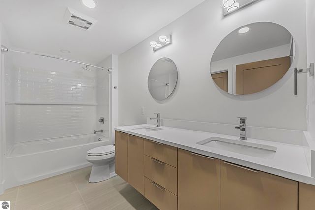 5921 Paradise Ranch, Kingsley, MI 49649