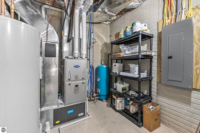 5921 Paradise Ranch, Kingsley, MI 49649