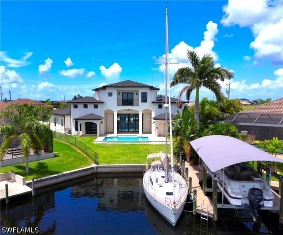 3505 NW 44th PL, Cape Coral, FL 33993