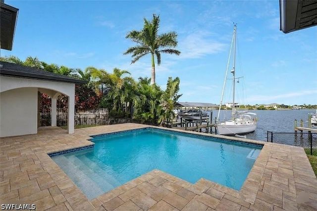 3505 NW 44th PL, Cape Coral, FL 33993