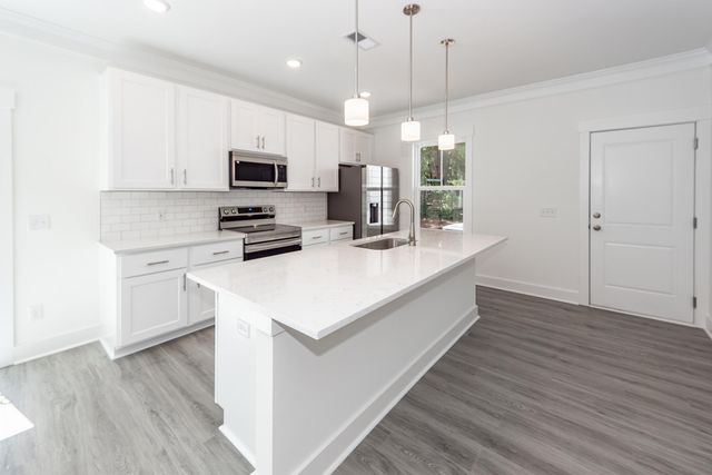 1413 Iroquois Street, North Charleston, SC 29405