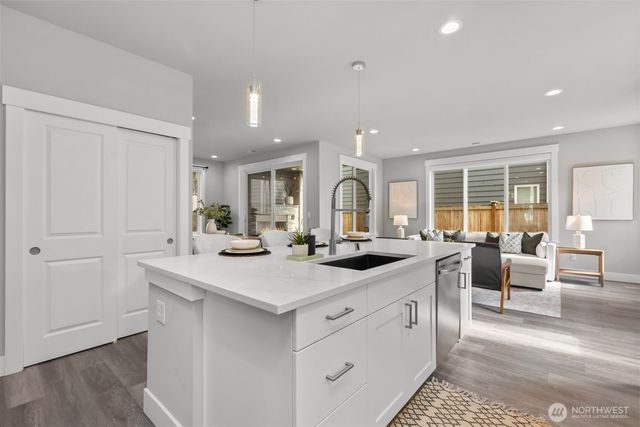 16539 8th Avenue NE, Shoreline, WA 98155