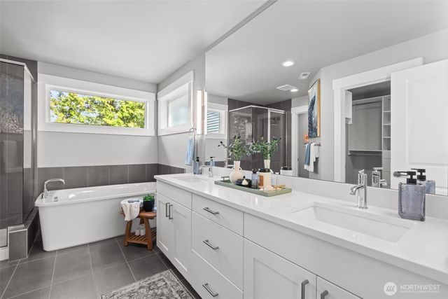 16539 8th Avenue NE, Shoreline, WA 98155