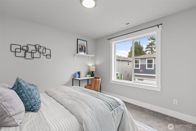 16539 8th Avenue NE, Shoreline, WA 98155