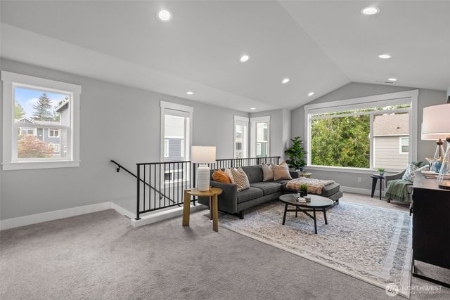16539 8th Avenue NE, Shoreline, WA 98155