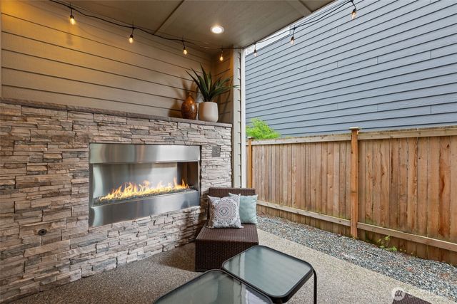 16539 8th Avenue NE, Shoreline, WA 98155