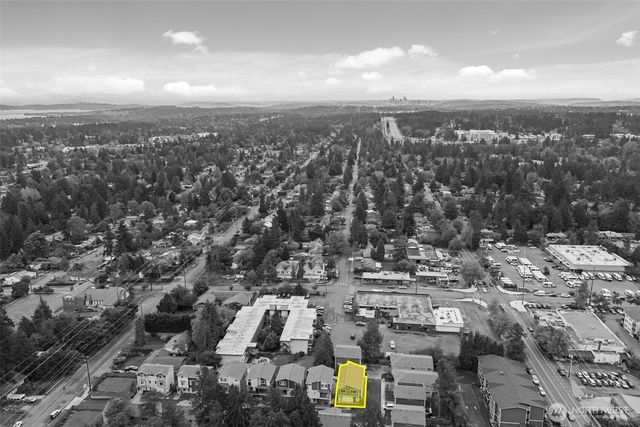 16539 8th Avenue NE, Shoreline, WA 98155