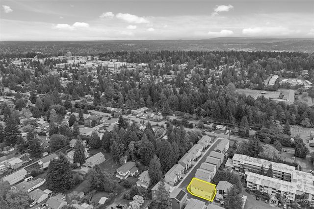 16539 8th Avenue NE, Shoreline, WA 98155