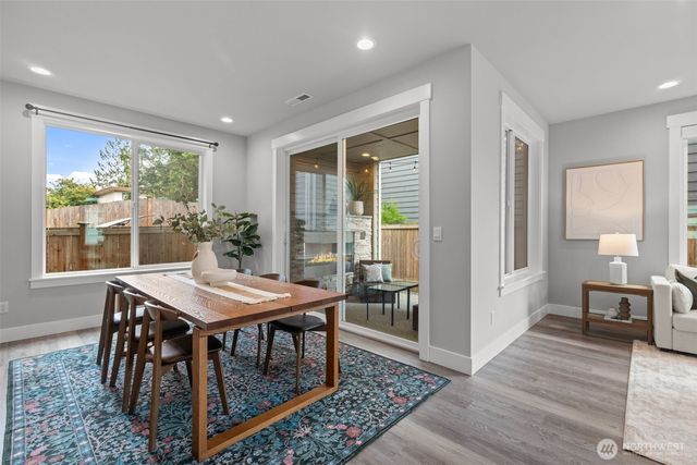 16539 8th Avenue NE, Shoreline, WA 98155