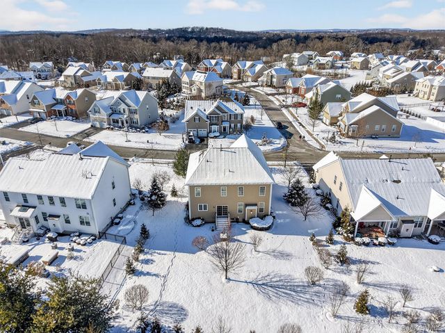 17 Tompkins Lane, Hopewell Junction, NY 12533