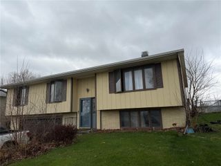 3419 Sue Lane NW, Cedar Rapids, IA 52405