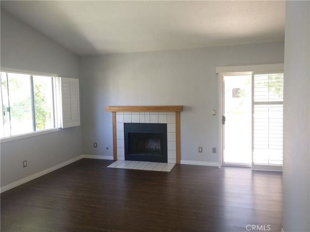 180 Greenmoor, Irvine, CA 92614