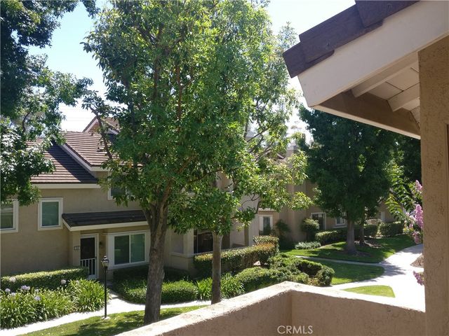180 Greenmoor, Irvine, CA 92614