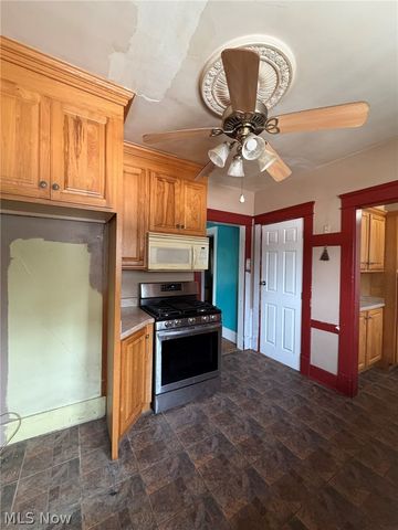 777 East Avenue SE, Warren, OH 44484