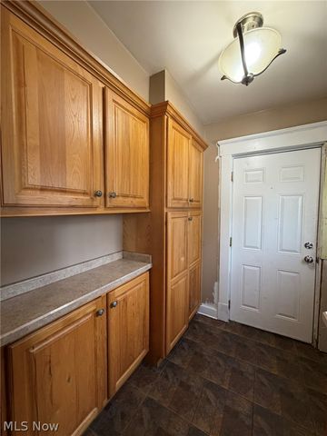 777 East Avenue SE, Warren, OH 44484