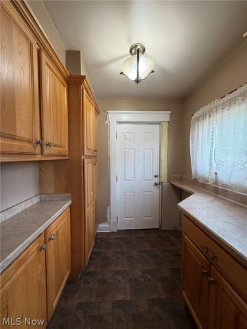 777 East Avenue SE, Warren, OH 44484