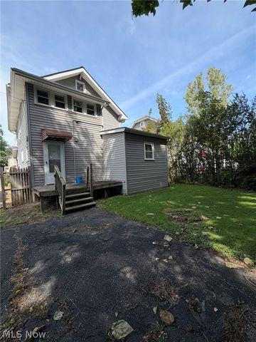 777 East Avenue SE, Warren, OH 44484