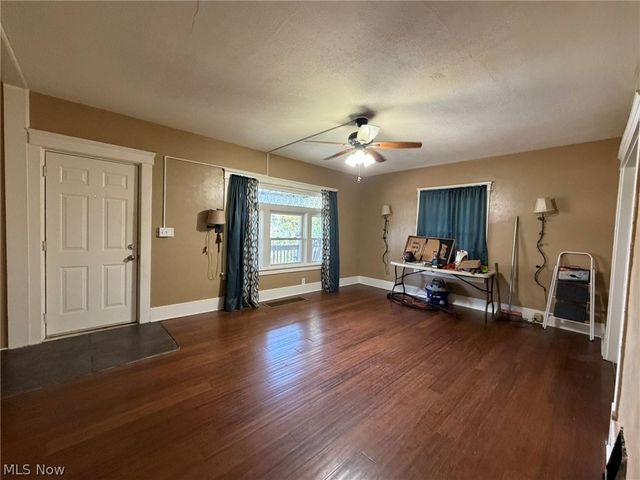 777 East Avenue SE, Warren, OH 44484
