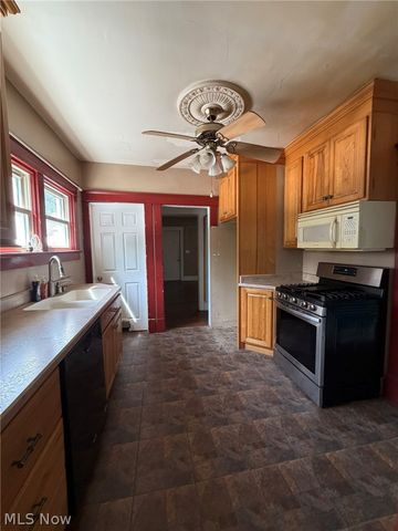 777 East Avenue SE, Warren, OH 44484