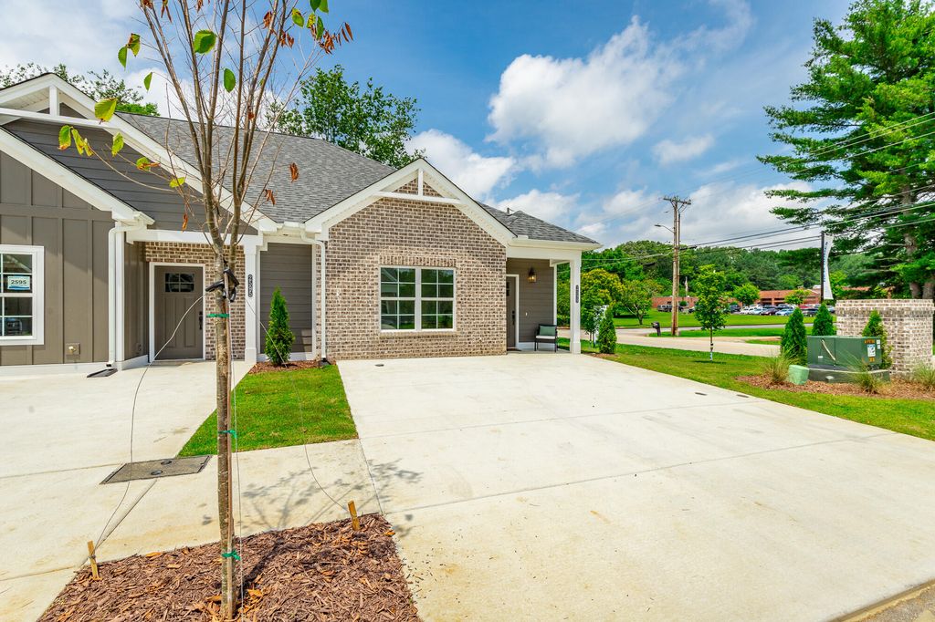 2587 Bannerman Lane, Chattanooga, TN 37421