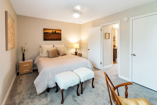 935 Kingsbury Dr Apt B, Clarksville, TN 37040