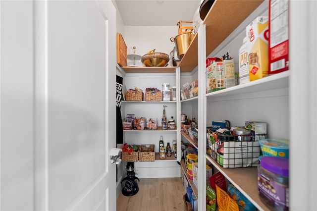 31099 Lazy K Drive, Temecula, CA 92591