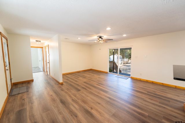 105 Llano, Scroggins, TX 75480