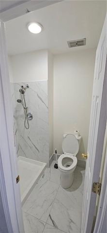 16015 Meadow Lane, Stilwell, KS 66085