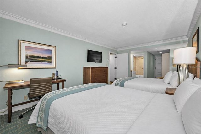 36750 US HIGHWAY 19 N 5-104, Palm Harbor, FL 34683