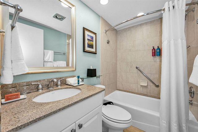 36750 US HIGHWAY 19 N 5-104, Palm Harbor, FL 34683